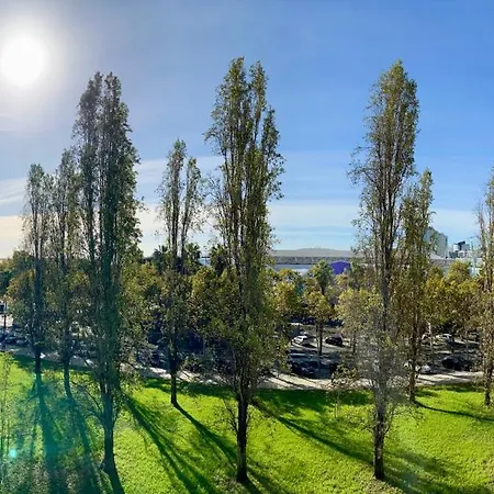 Parque Nacoes - Premium Location And River View * リスボン